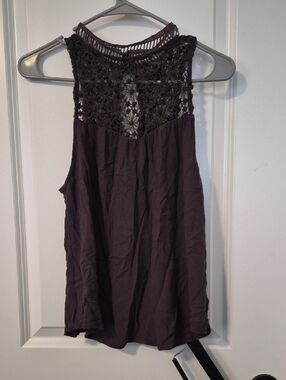 Women’s Ontwelfth Tank Top